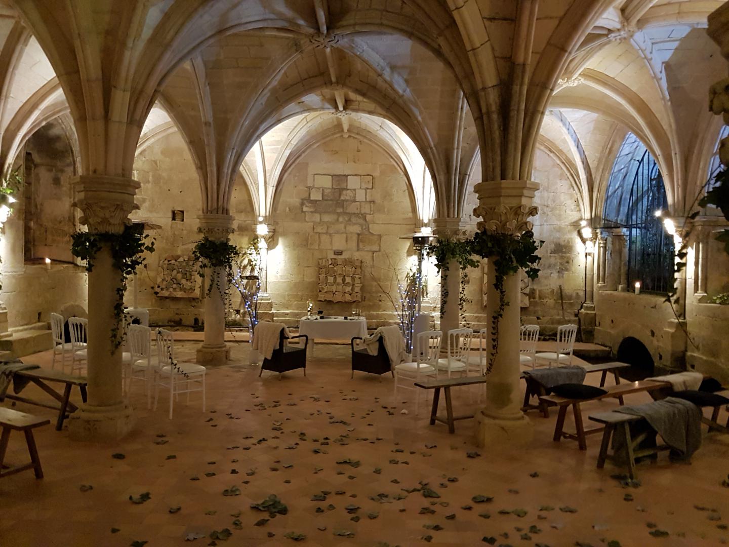 En formule Trio à l'Abbaye de Fontdouce, St-Bris-des-Bois (17), le samedi 23 février 2019 pour un cocktail de mariage.